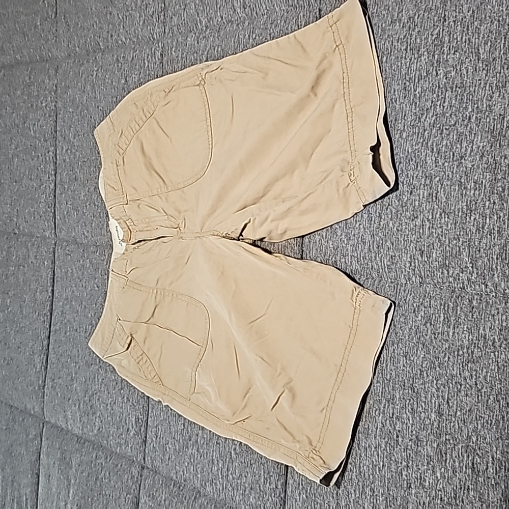 St. John's Bay womens size 8 shorts